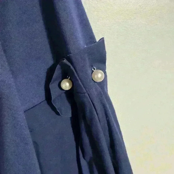 Women’s Lane Bryant too 18/20 pearls on the sleeve and ties in the back EUC - Picture 3 of 4